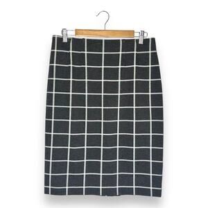 Amanda + Chelsea NWT Women's Ponte Pencil Skirt M Gray White Window Pane Plaid